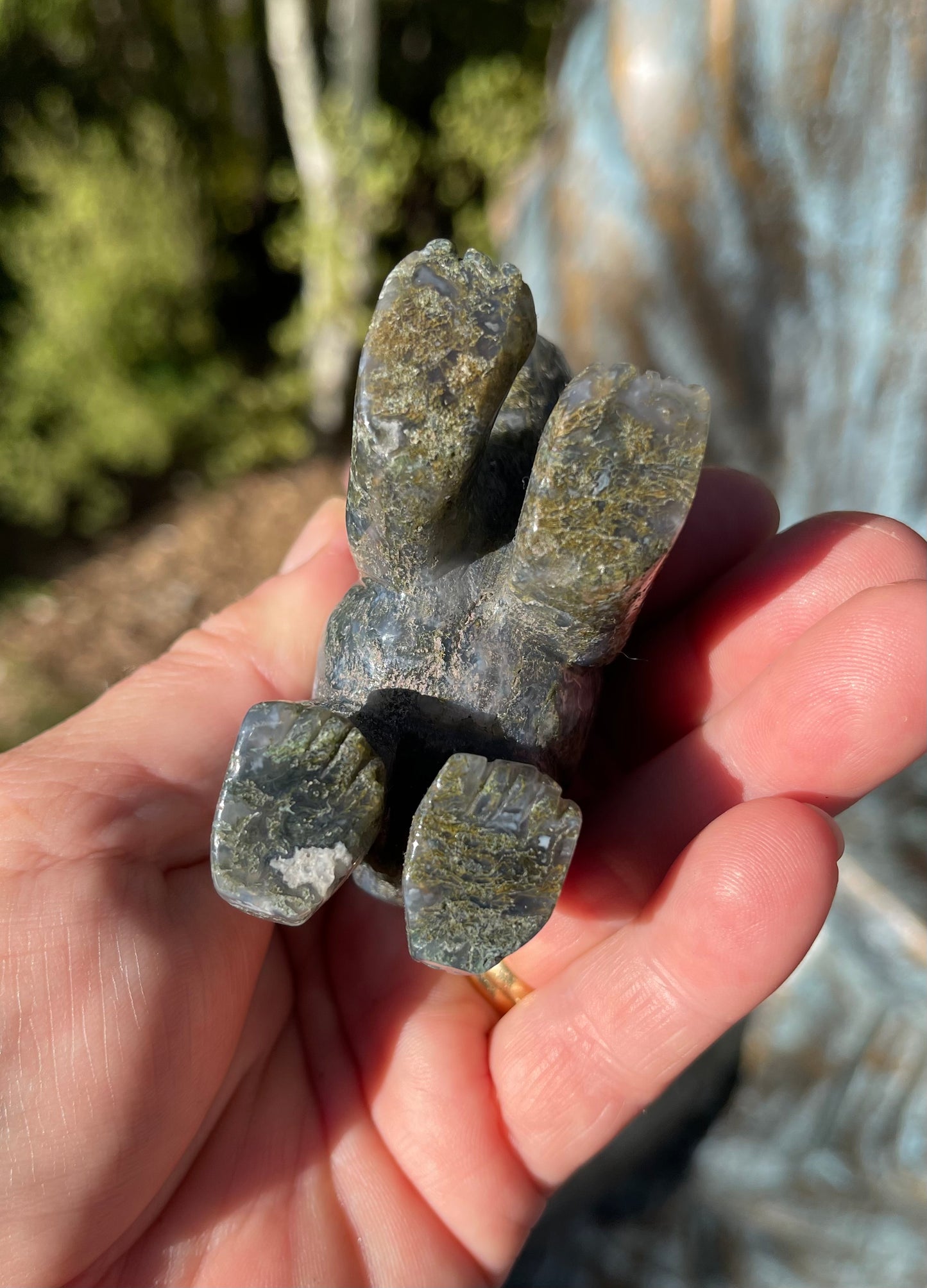 Moss Agate Polar Bear