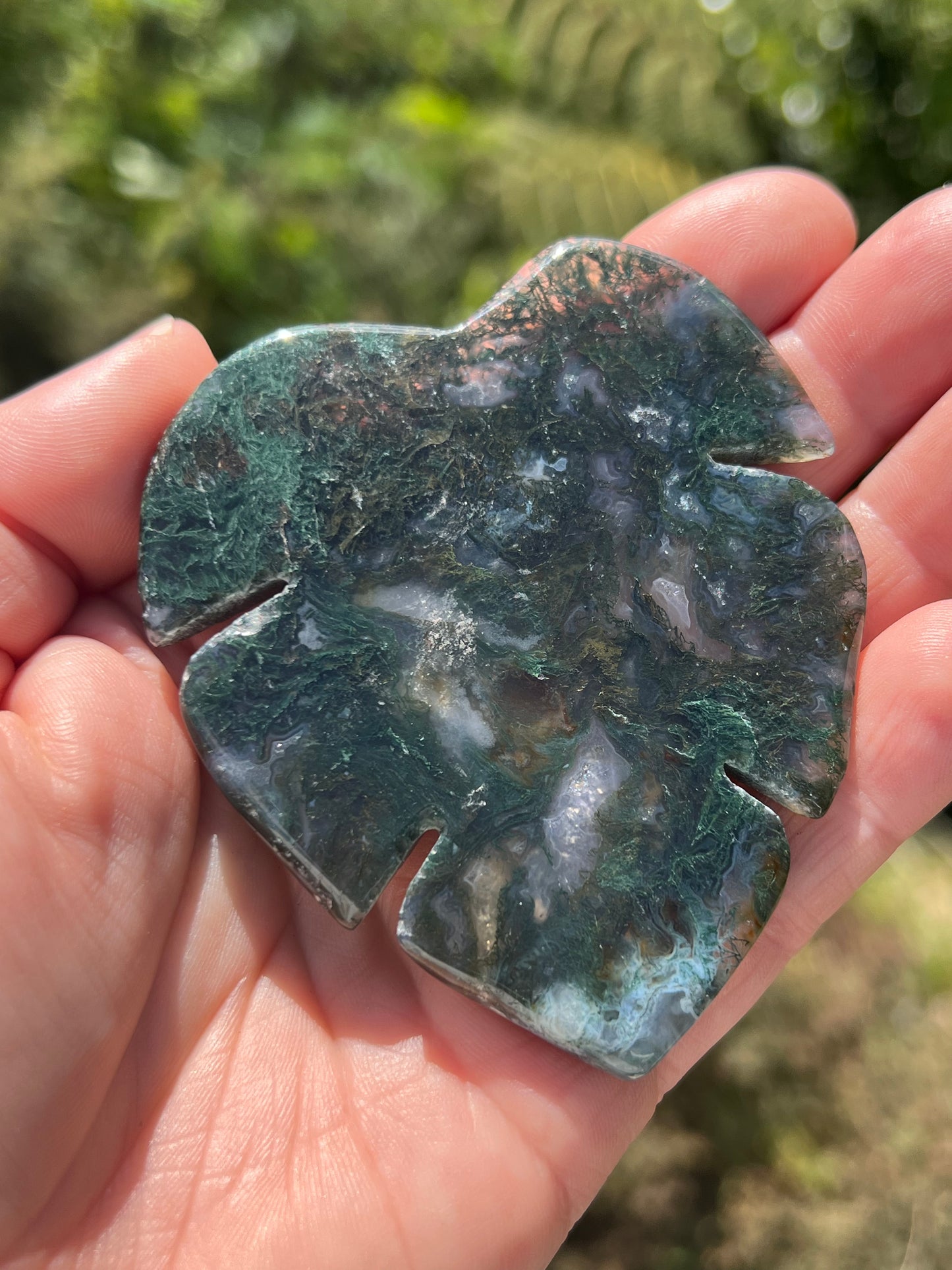 Moss Agate Monstera Leaf