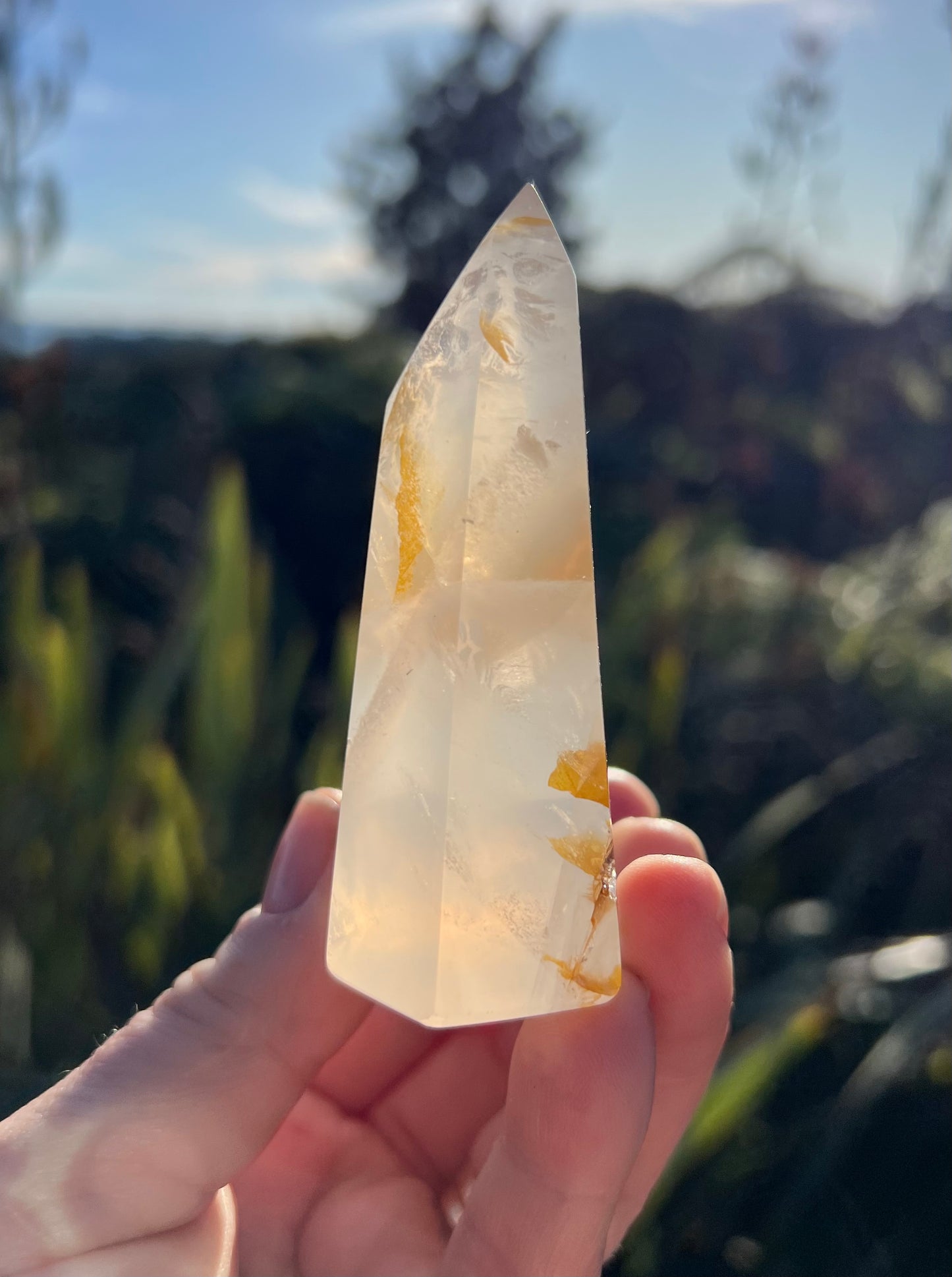 Girasol Golden Healer Quartz Point
