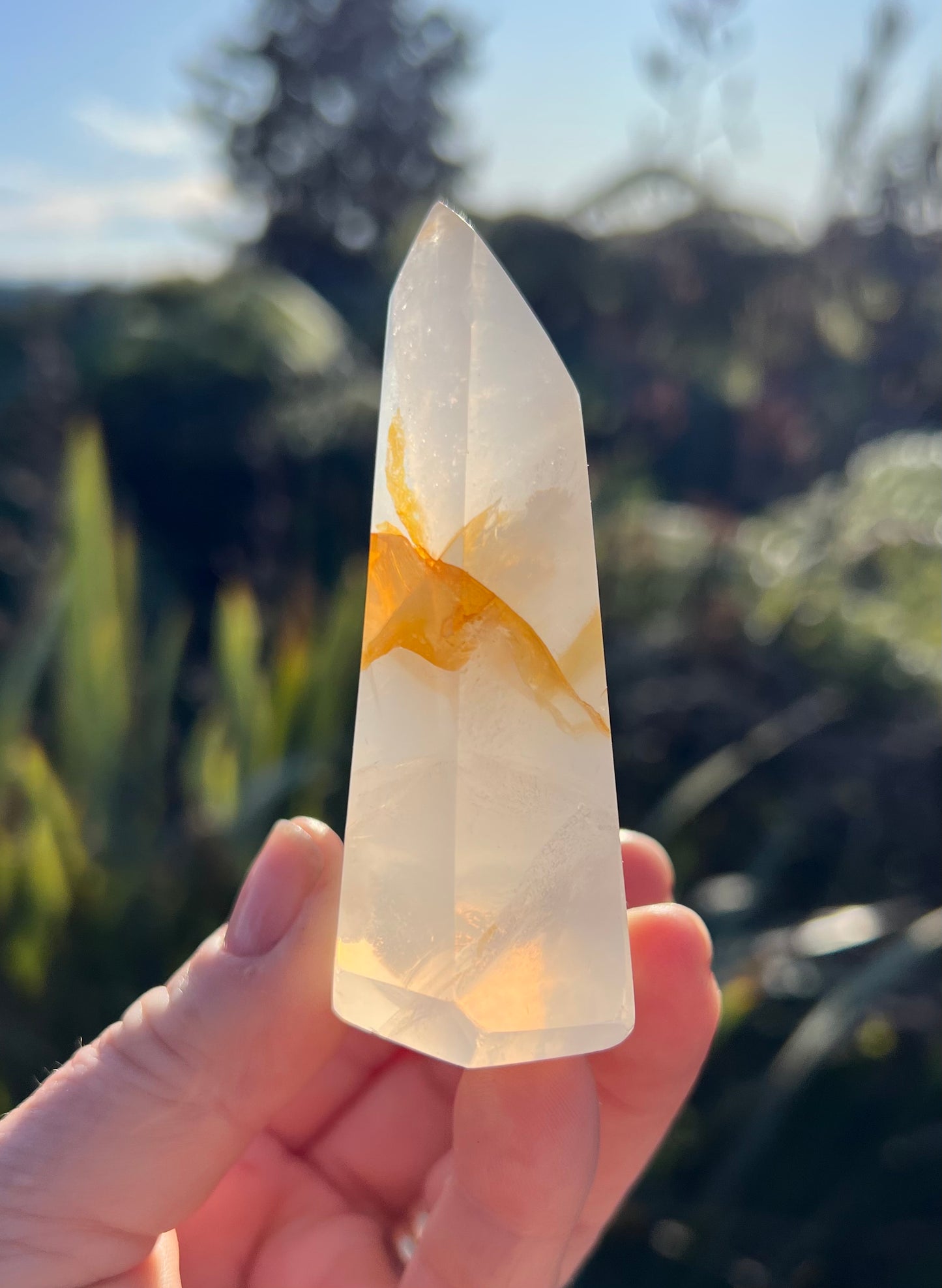 Girasol Golden Healer Quartz Point