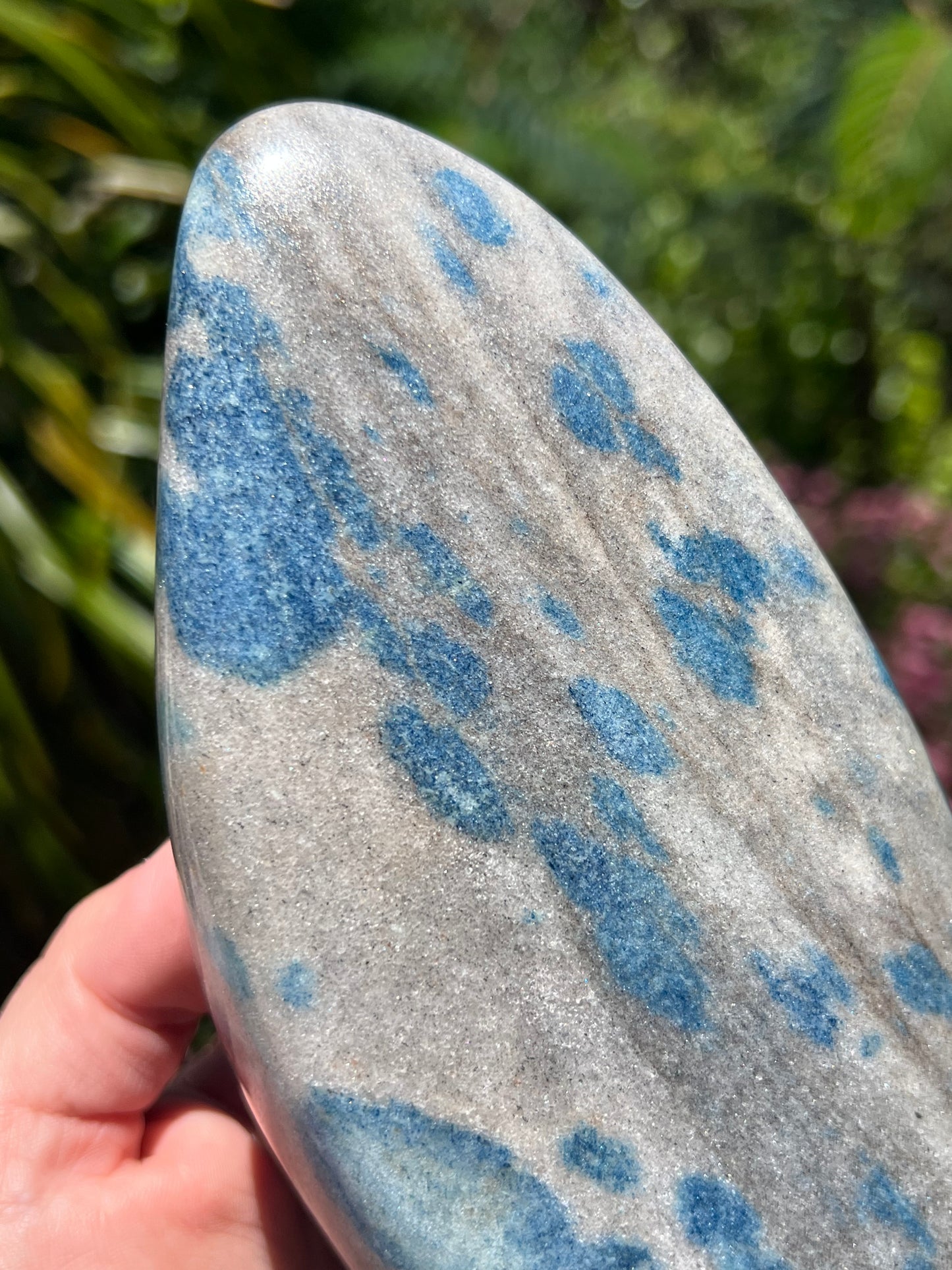 Blue Apatite in Cleavelandite Carved Freeform