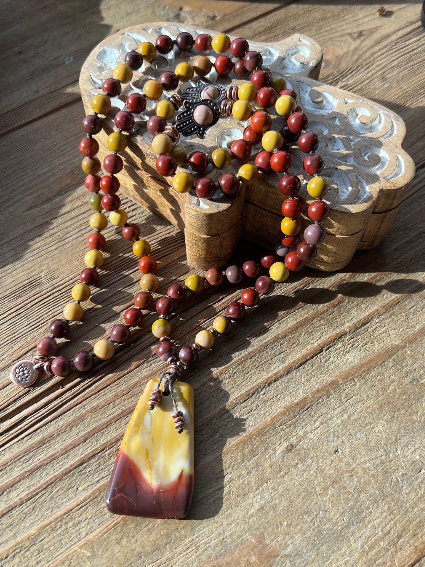 Mālā with Mookaite Jasper with an Australian Mookaite Guru Bead