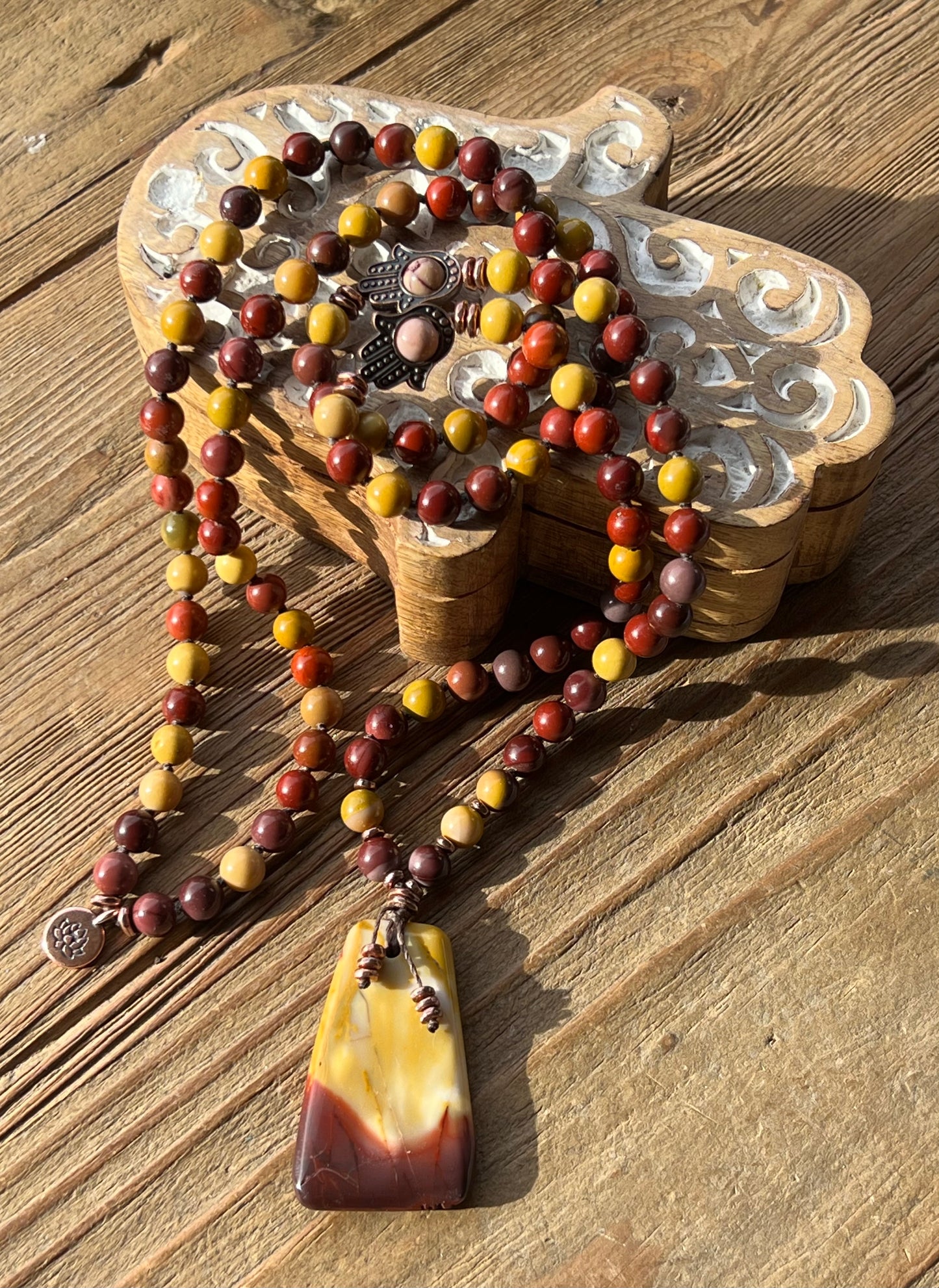 Mālā with Mookaite Jasper with an Australian Mookaite Guru Bead