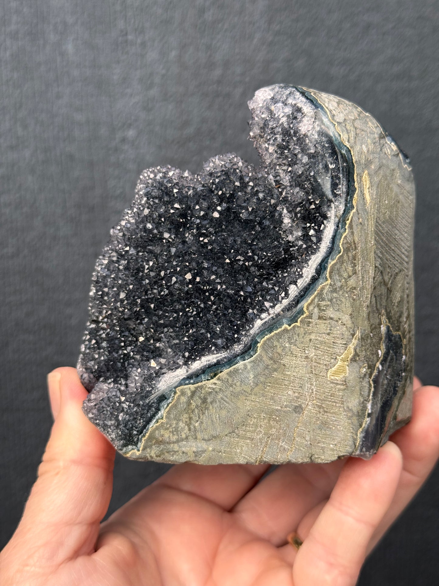 Black Amethyst cut base 6