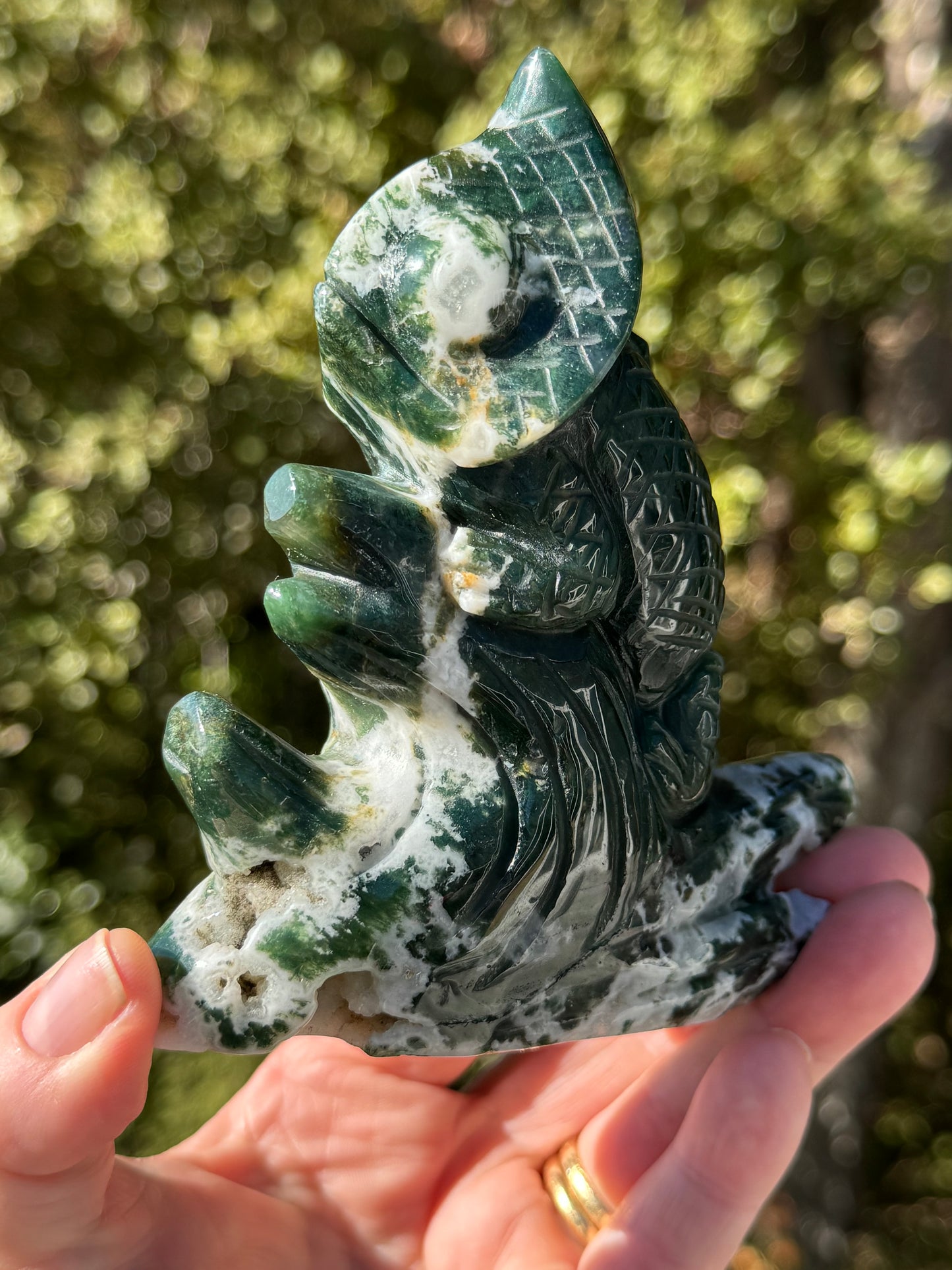 Moss Agate Chameleon carving