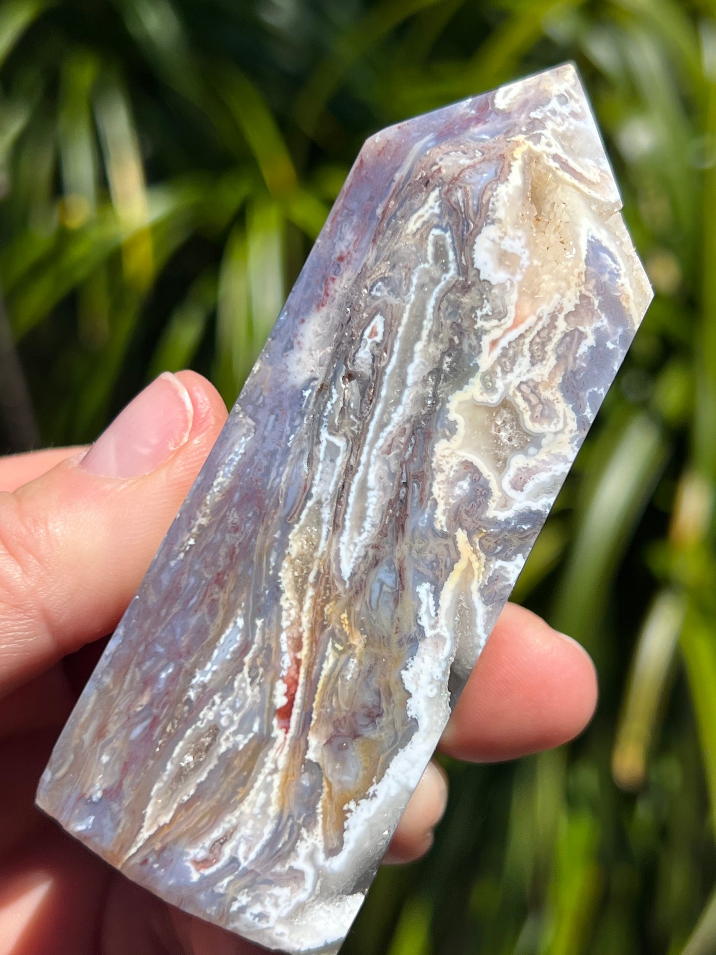 Moss Agate Tower, Rainbow