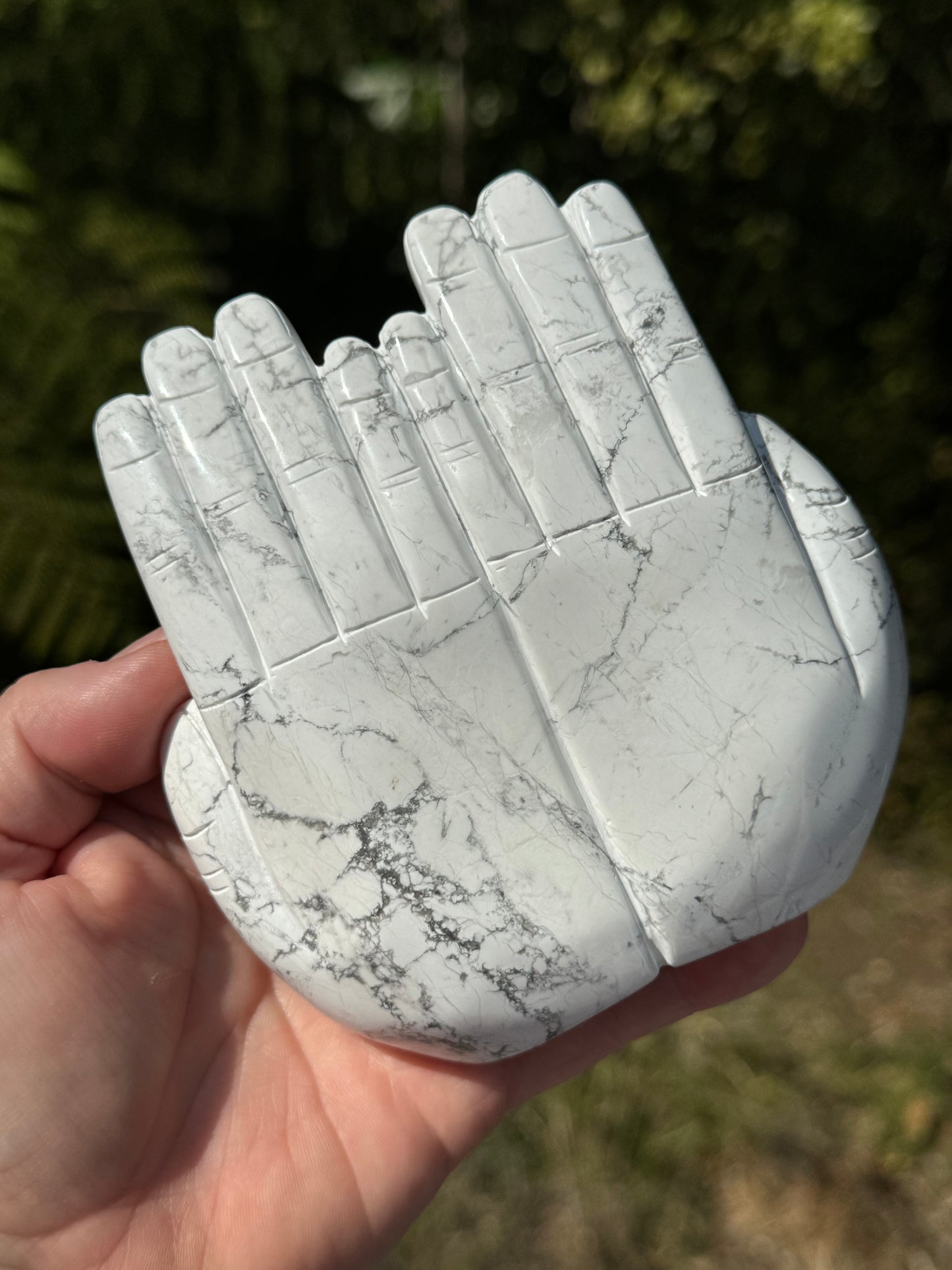 Howlite Offering Hands Bowl