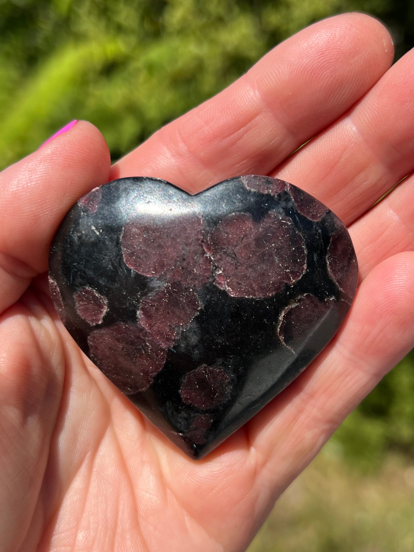 Almandine Garnet in Anthophyllite and Cordierite Heart