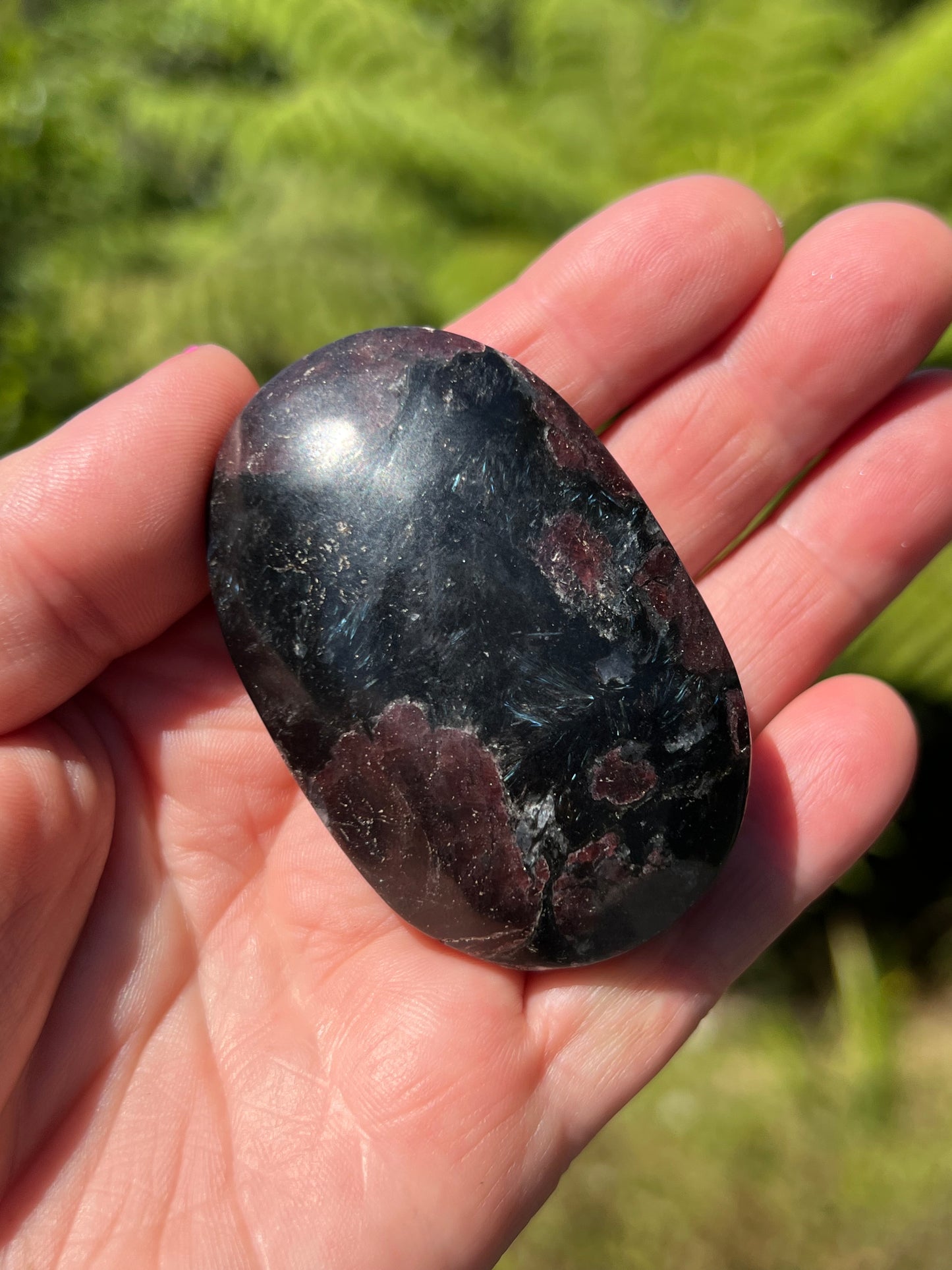 Almandine Garnet in Anthophyllite and Cordierite Soapstone