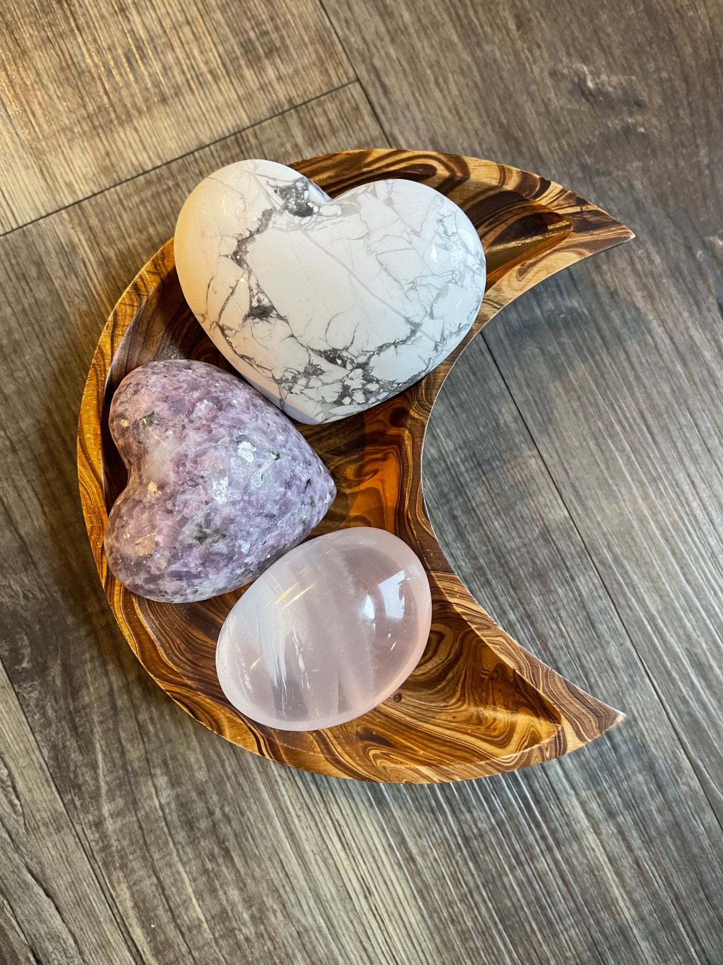 Crescent Moon Mango Wood Bowl, Dark Brown Marble