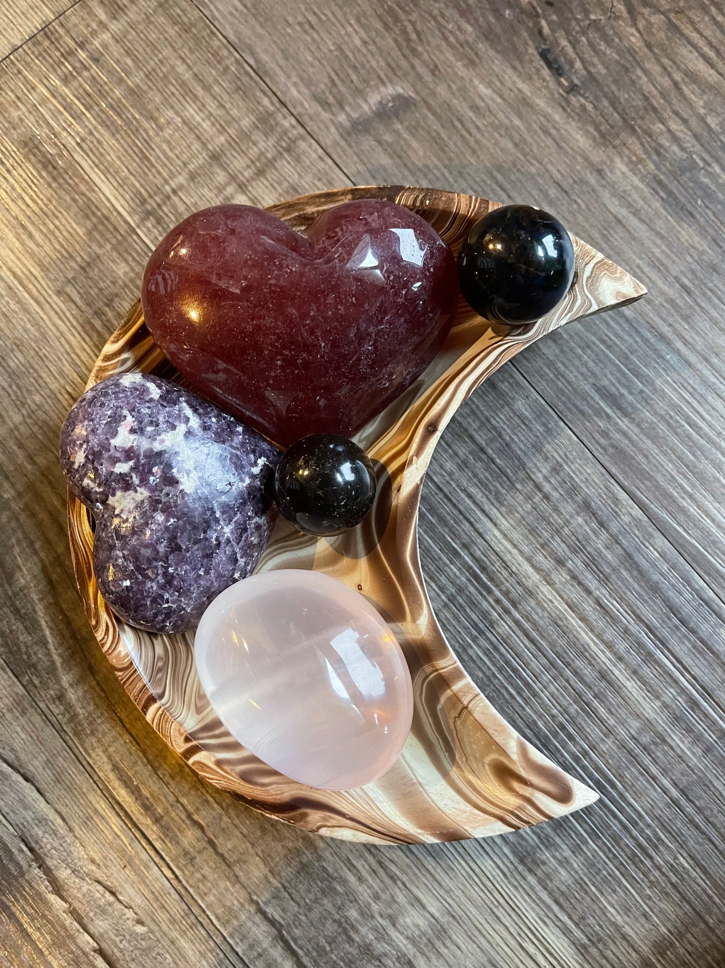 Crescent Moon Mango Wood Bowl, Light Brown Marble