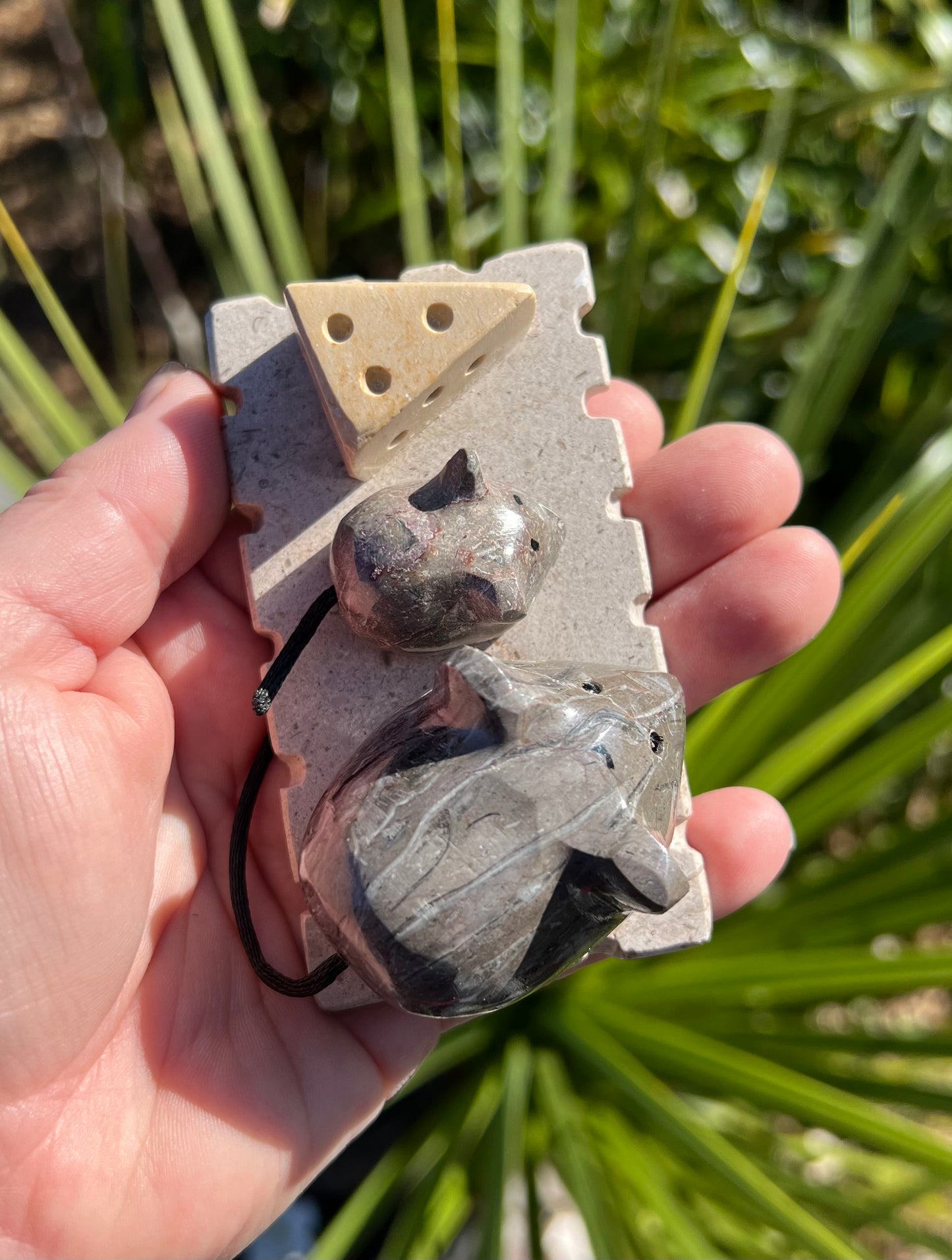 Onyx Mice and Cheese Board