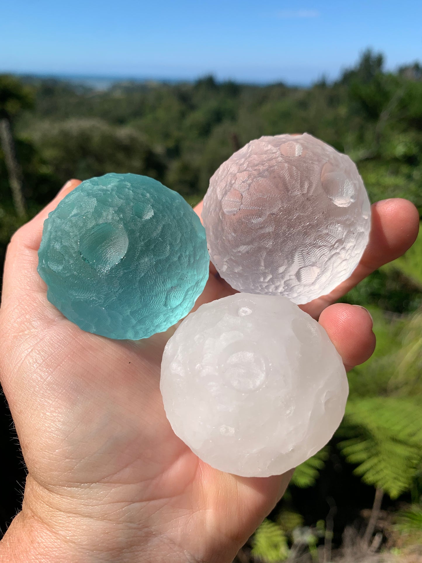 Clear Smelting Glass Carved Moon