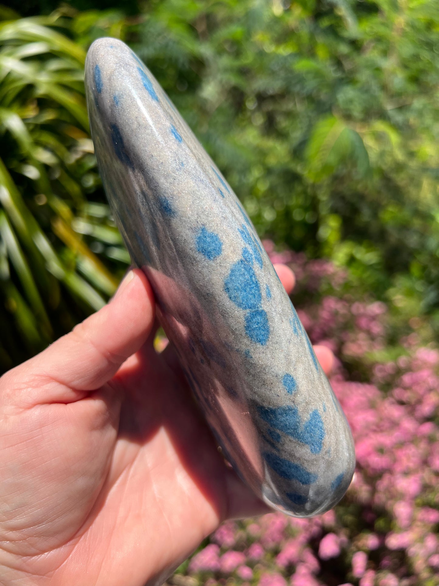 Blue Apatite in Cleavelandite Carved Freeform