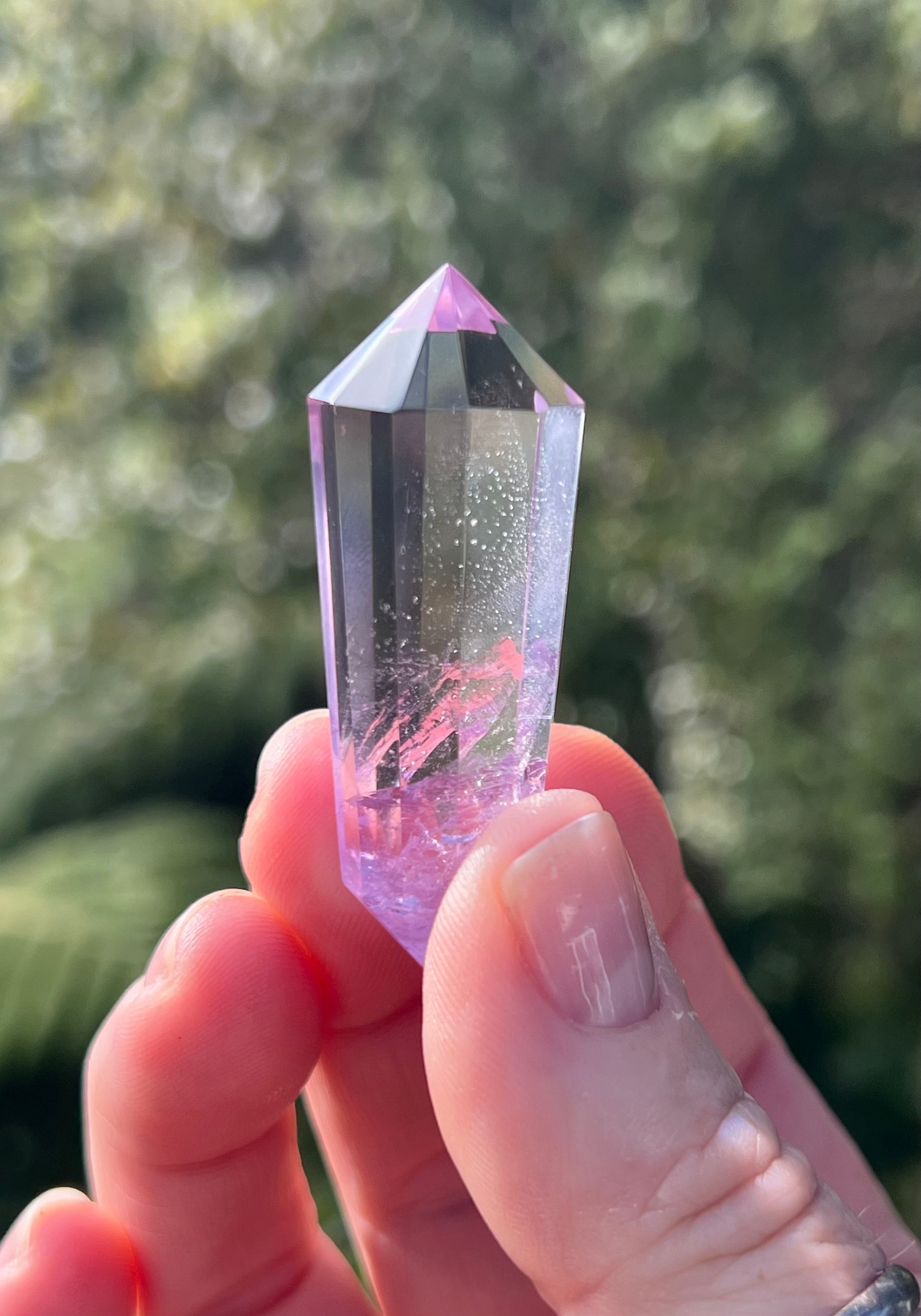 Gorgeous deals amethyst Vogel with rainbows