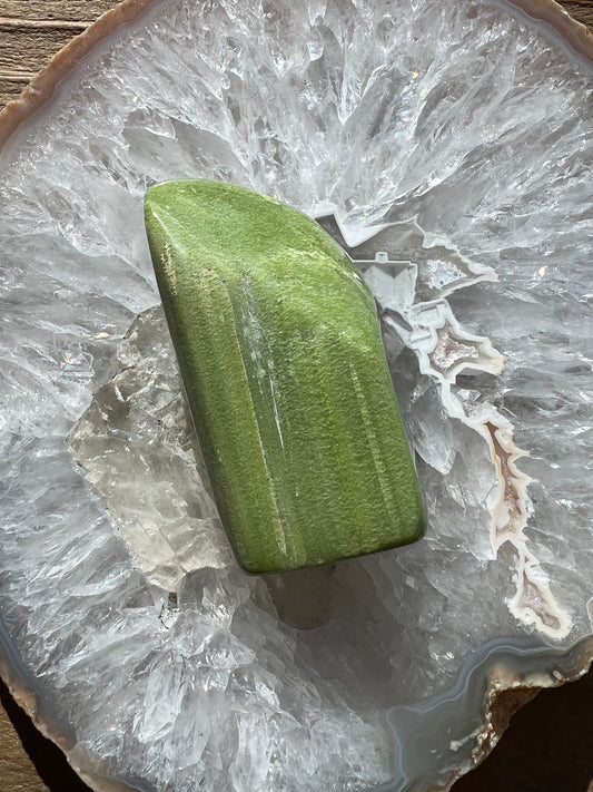 Tremolite, Green Freeform