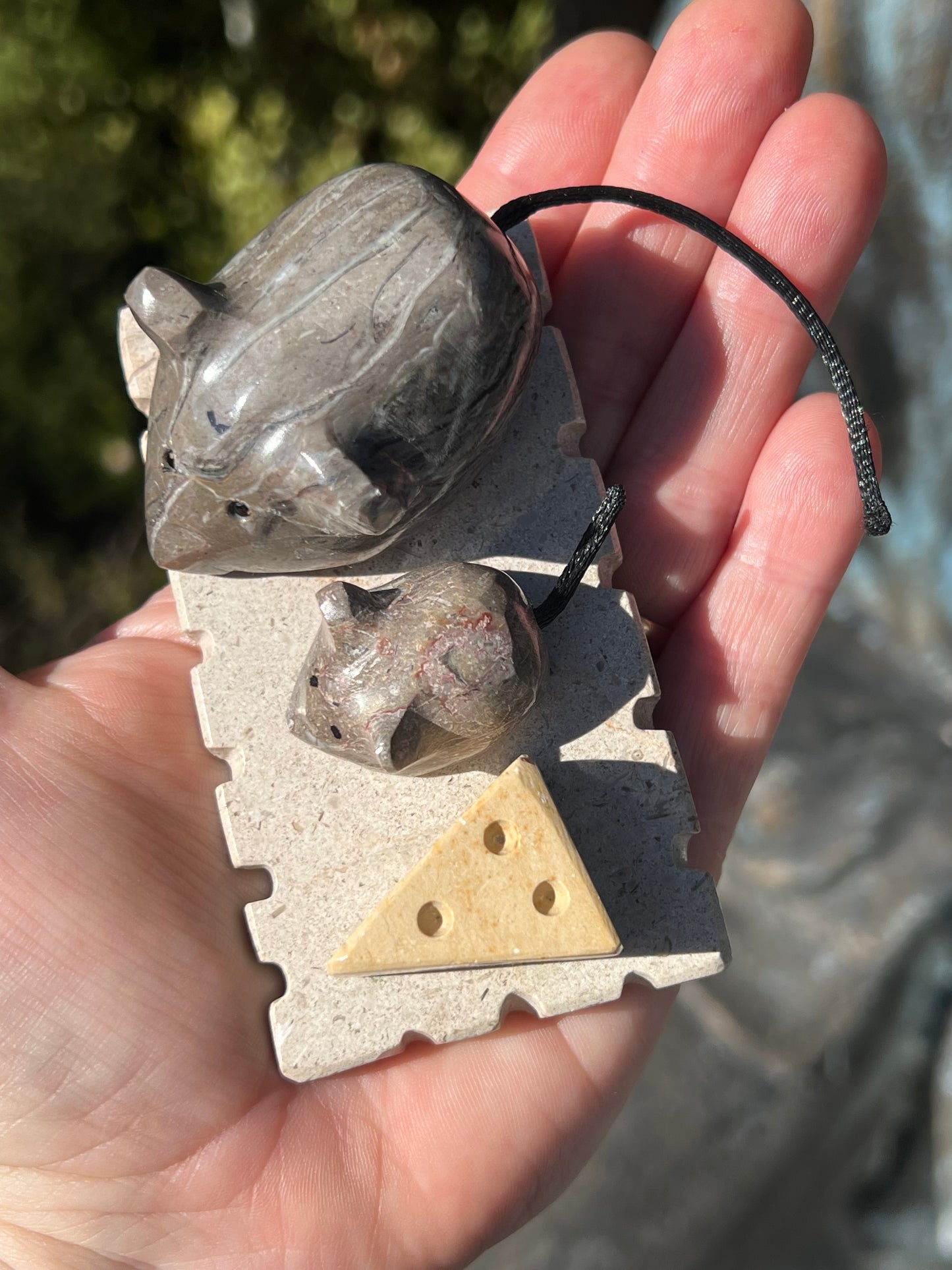 Onyx Mice and Cheese Board