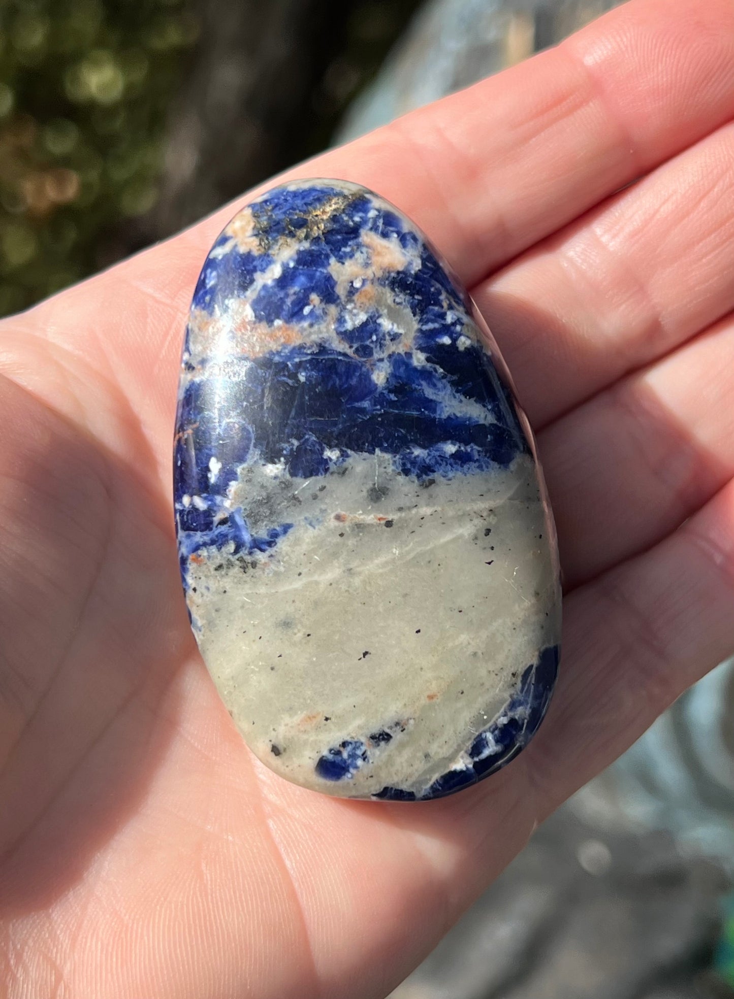 Sodalite Tear drop Palm Stone