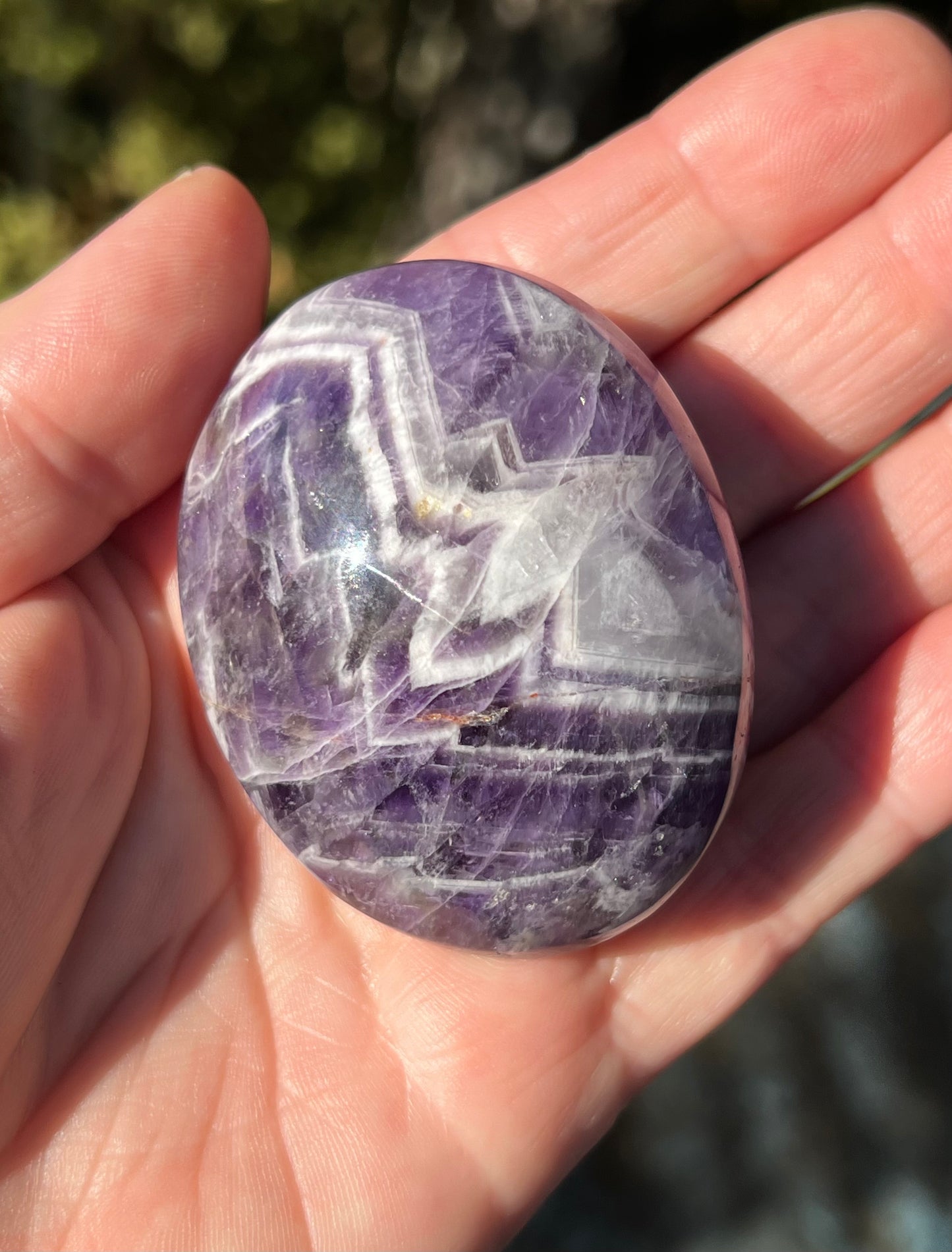 Chevron Amethyst Palm Stone