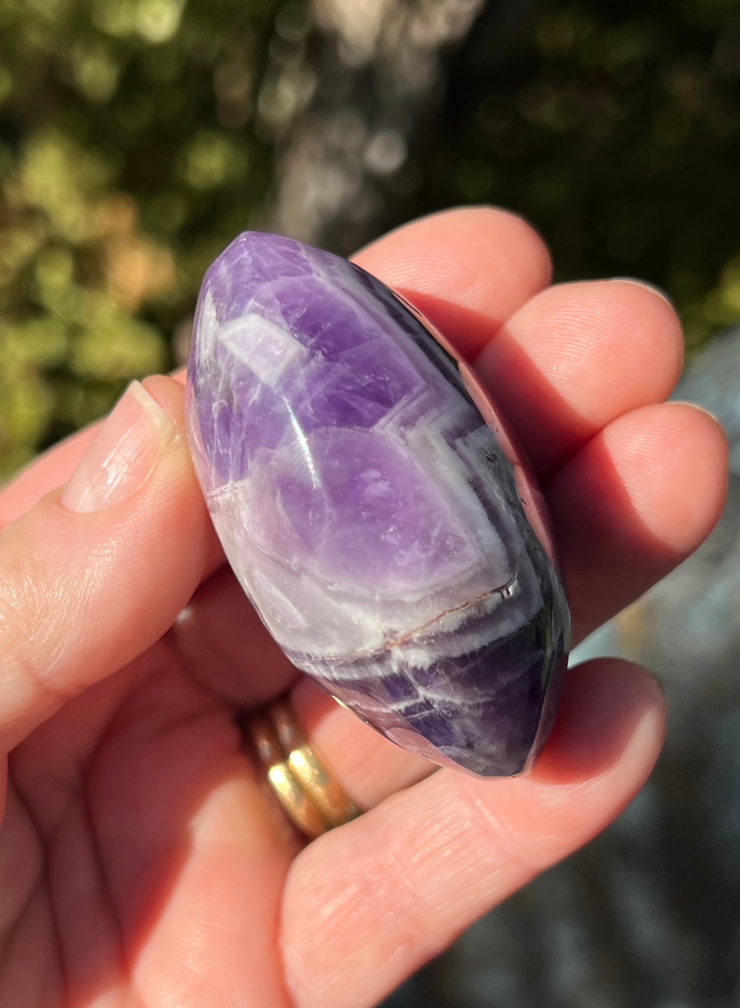 Chevron Amethyst Palm Stone