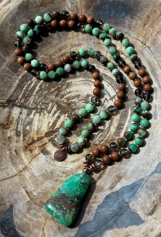 Mālā with Chrysoprase, Smoky Quartz, Sandalwood with a Australian Chrysoprase Guru Bead/Pendant (Copy)