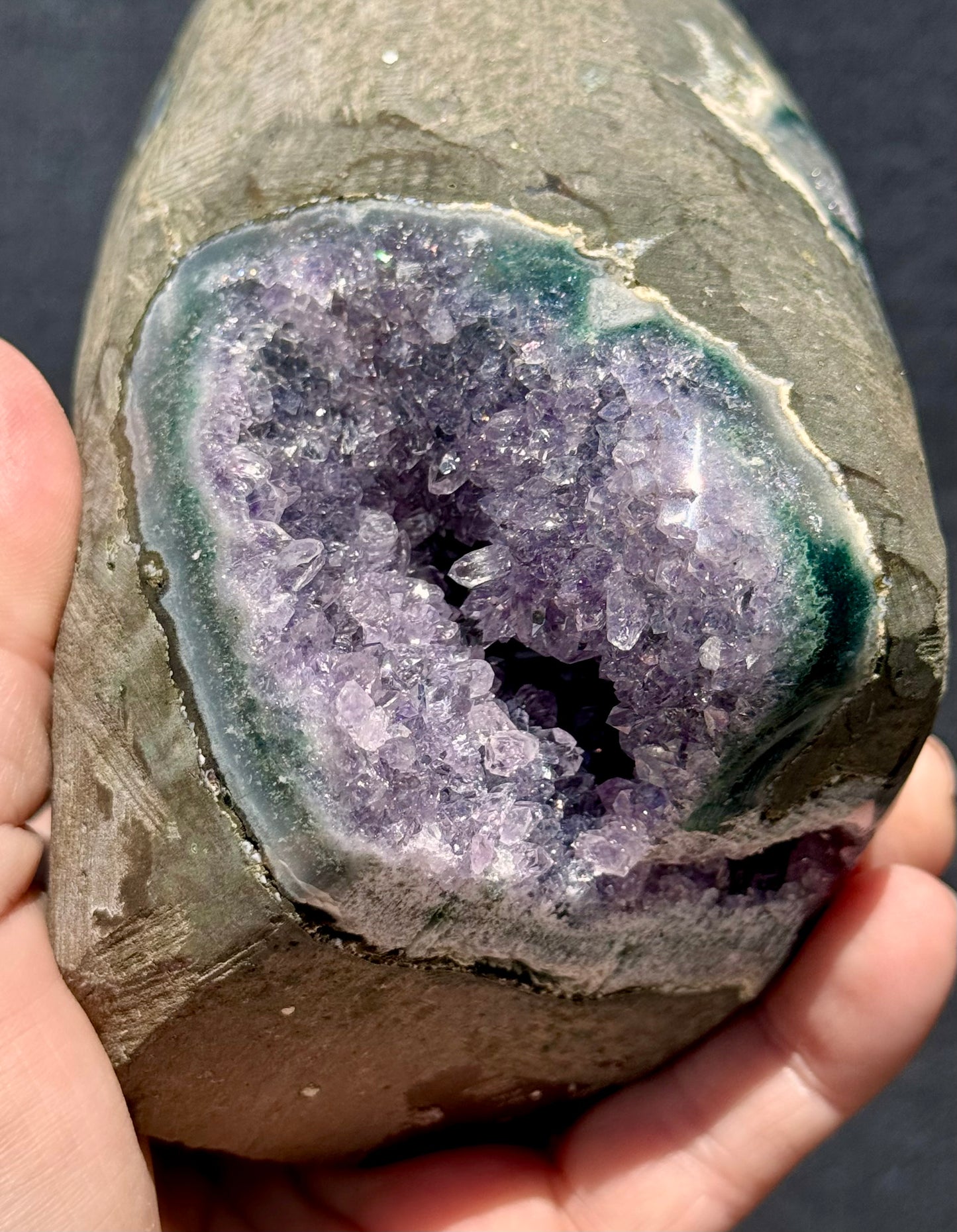 Lilac Amethyst Wrap-Around Geode Cut Base with Green Agate Border 10