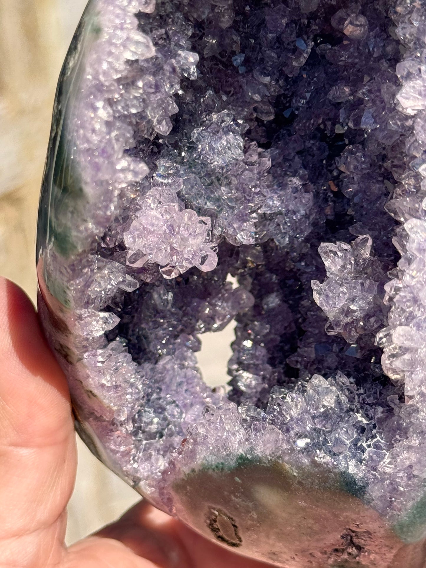 Lilac Amethyst Wrap-Around Geode Cut Base with Green Agate Border 10