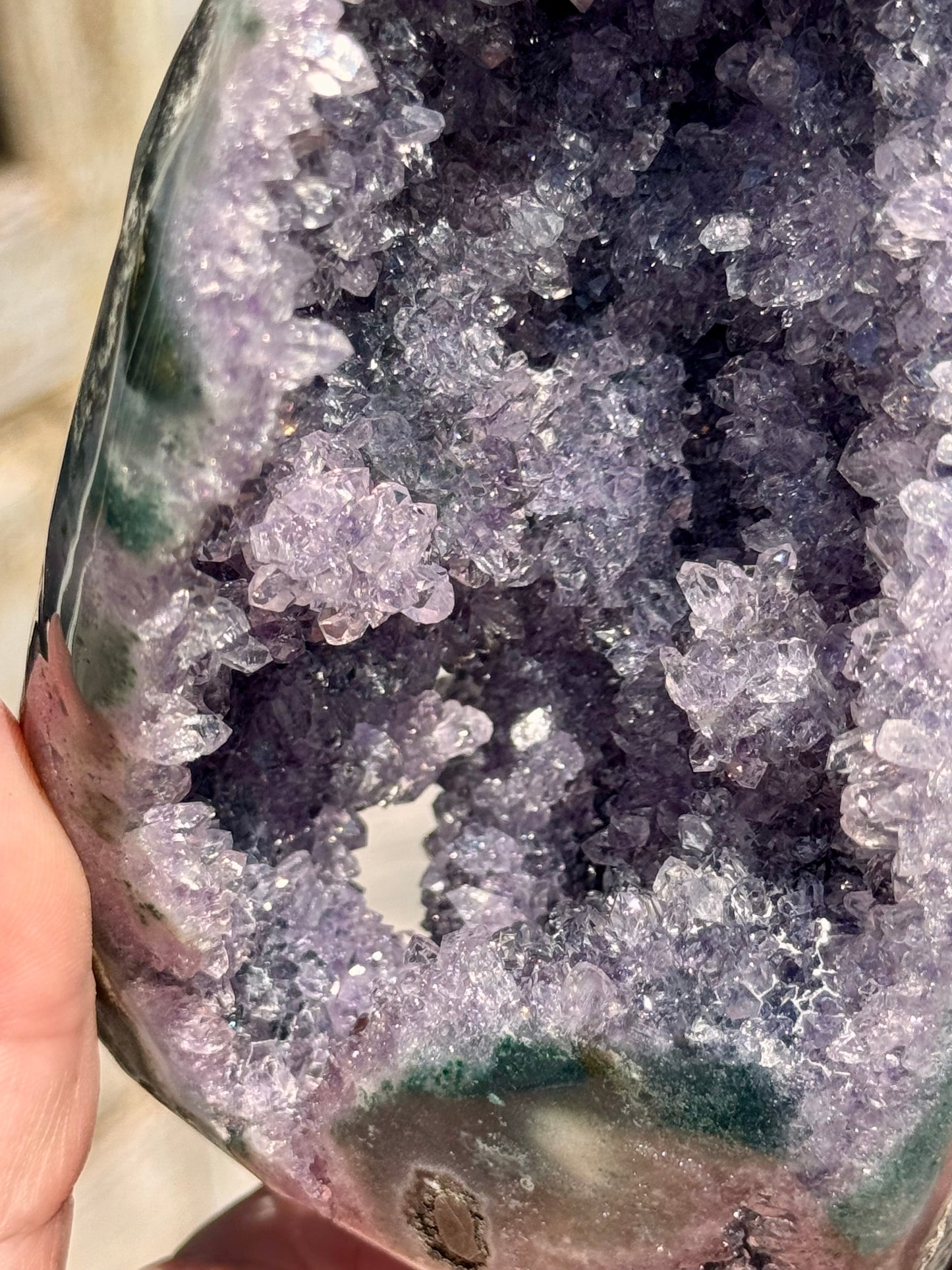 Lilac Amethyst Wrap-Around Geode Cut Base with Green Agate Border 10