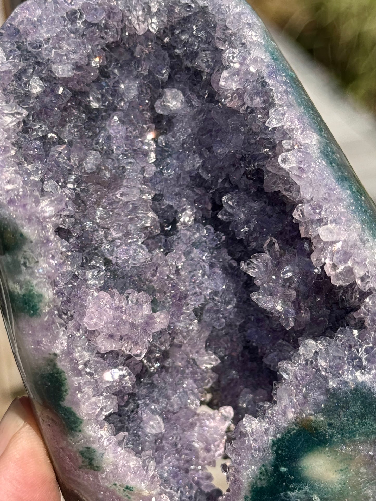 Lilac Amethyst Wrap-Around Geode Cut Base with Green Agate Border 10