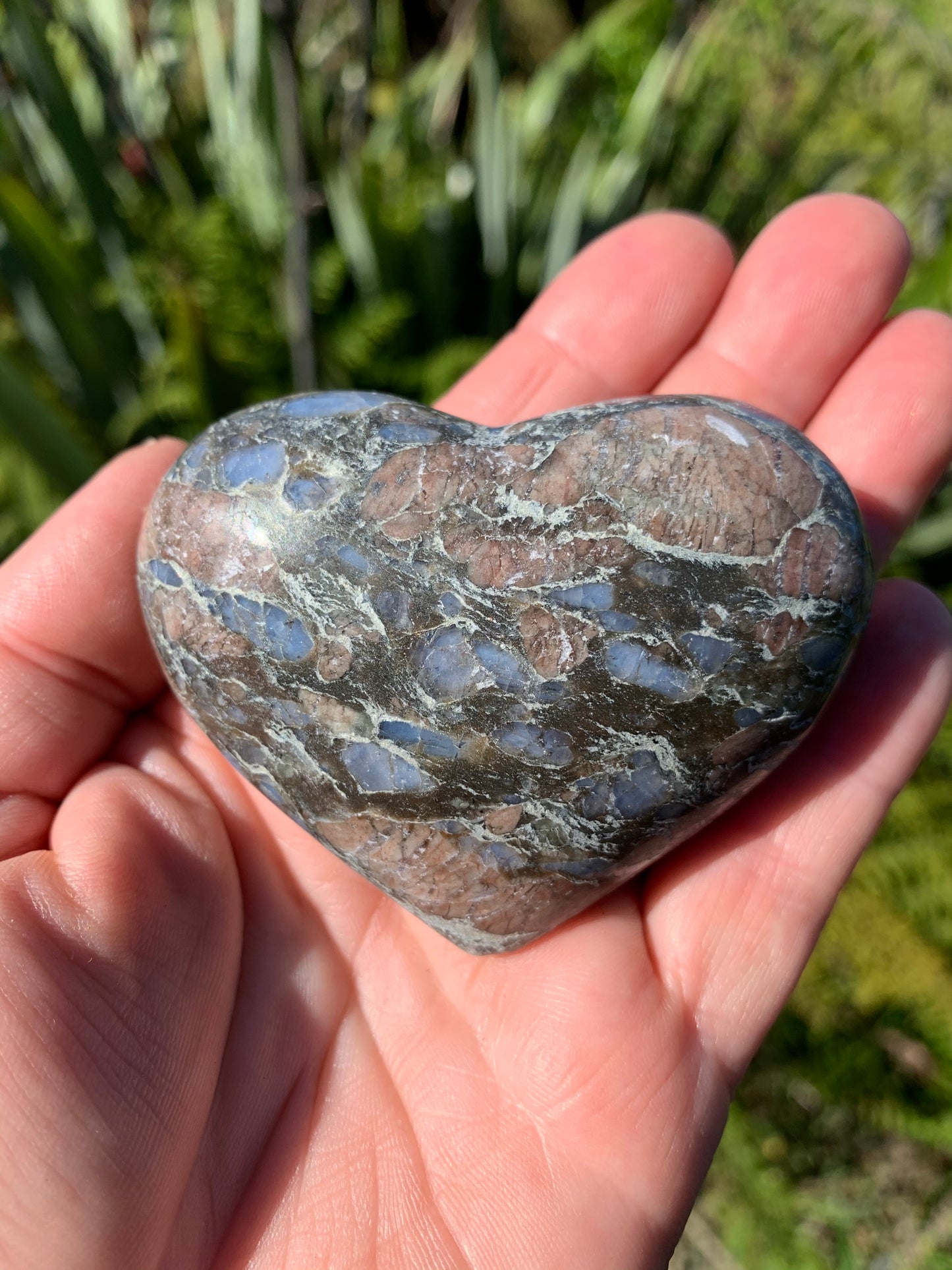 Llianite/Que Sera Stone Heart