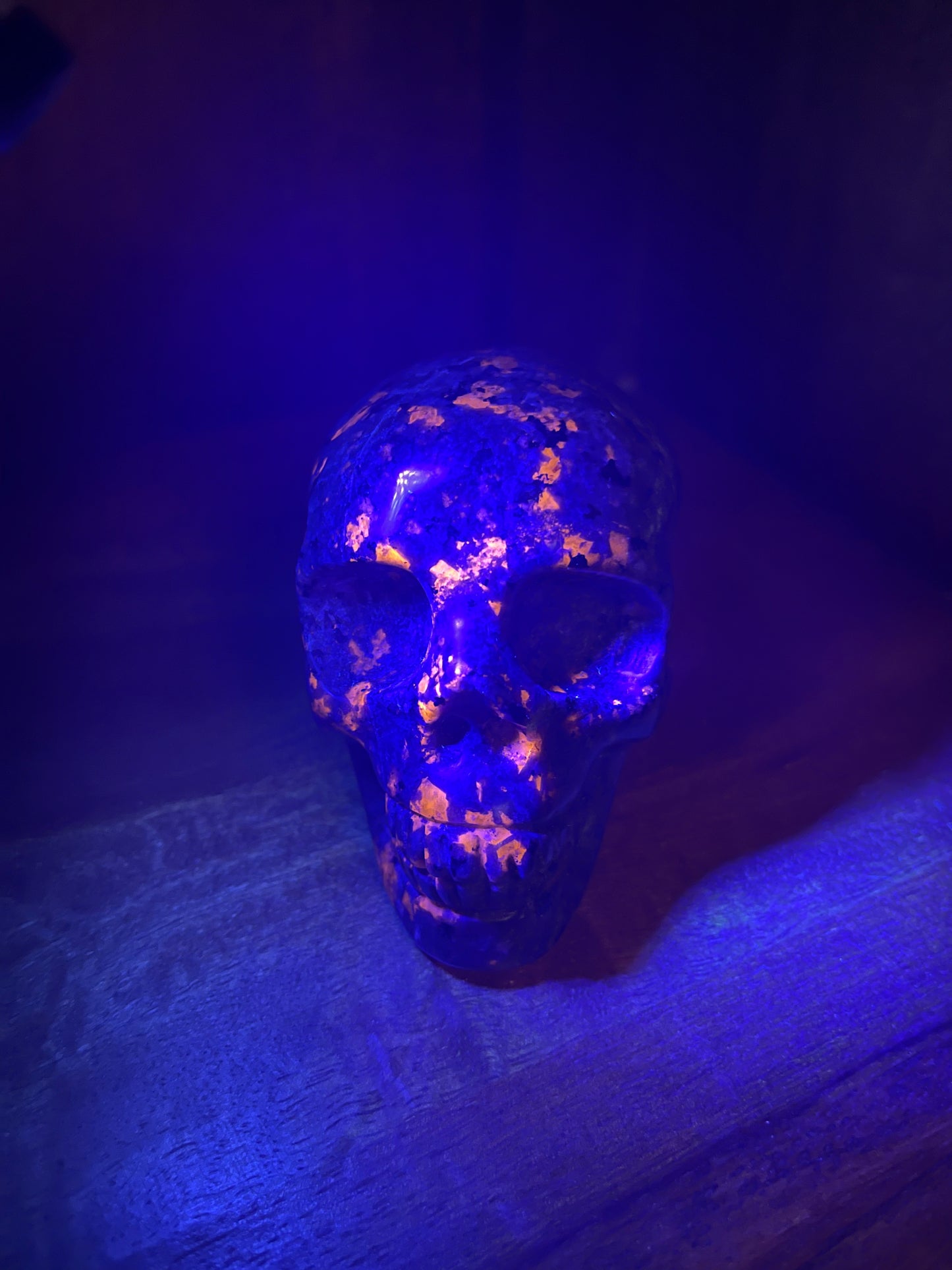 Yooperlite/Ultra Violet Sodalite Skull