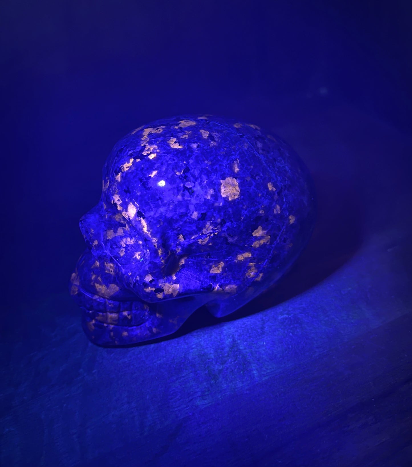 Yooperlite/Ultra Violet Sodalite Skull