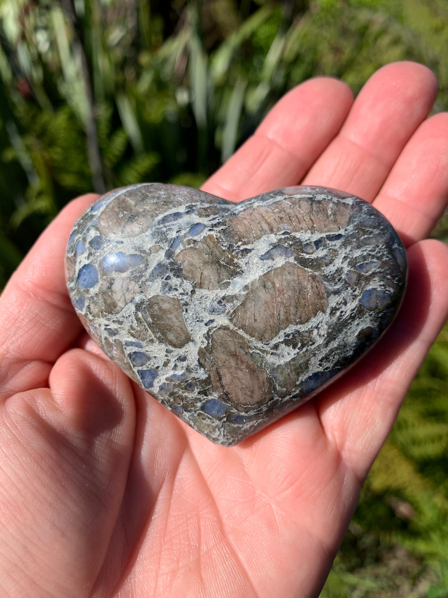 Llianite/Que Sera Stone Heart